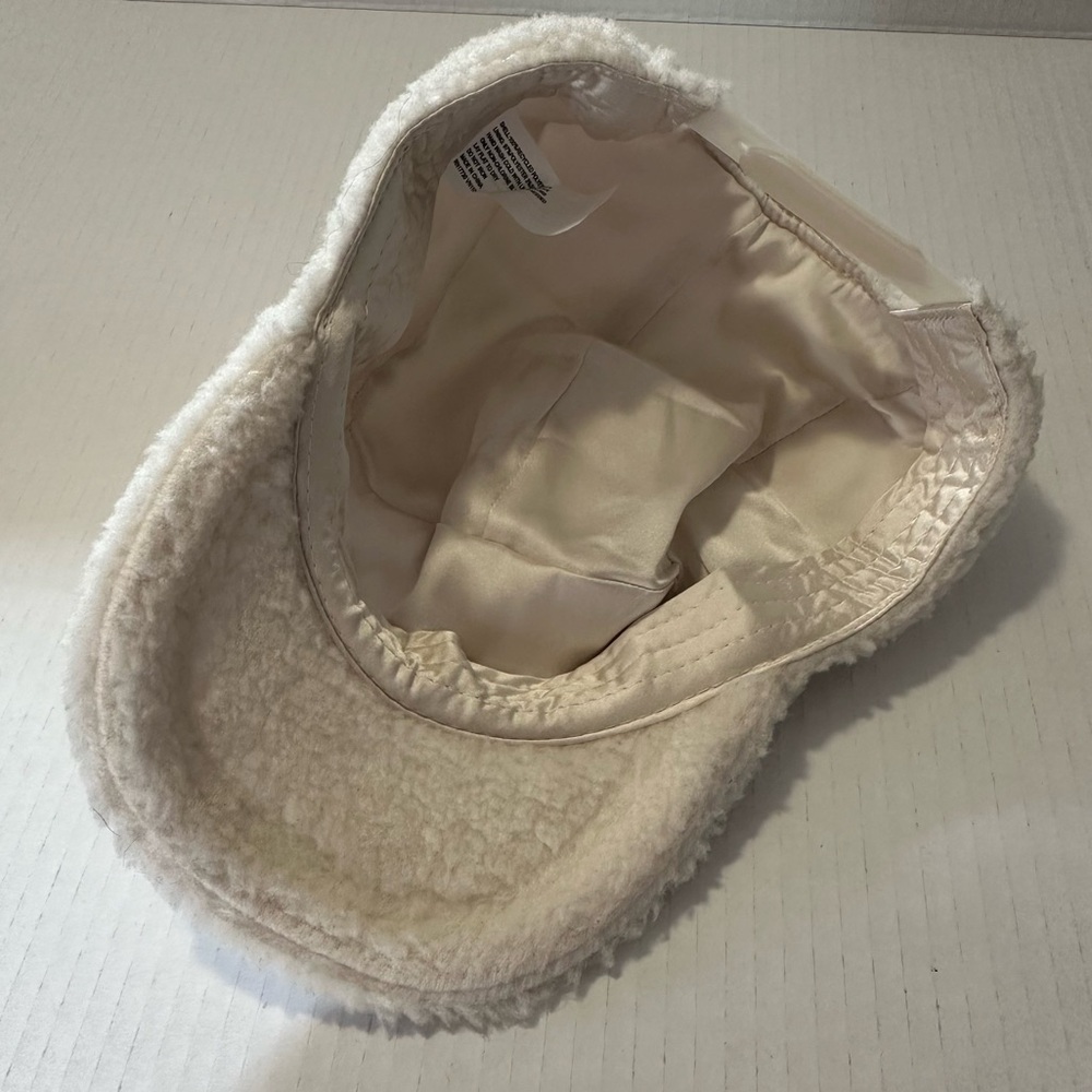 Cat & Jack Teddy Bear Ears Satin Lined Hat 2T-5T - Picture 5 of 7